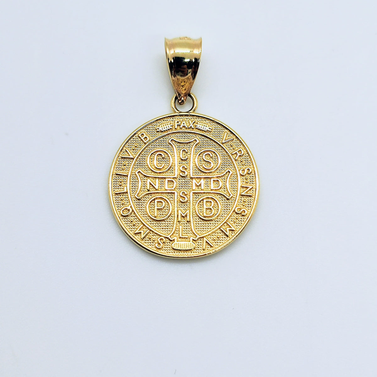 Medalla San Benito Oro Amarillo y Oro Blanco 2gr