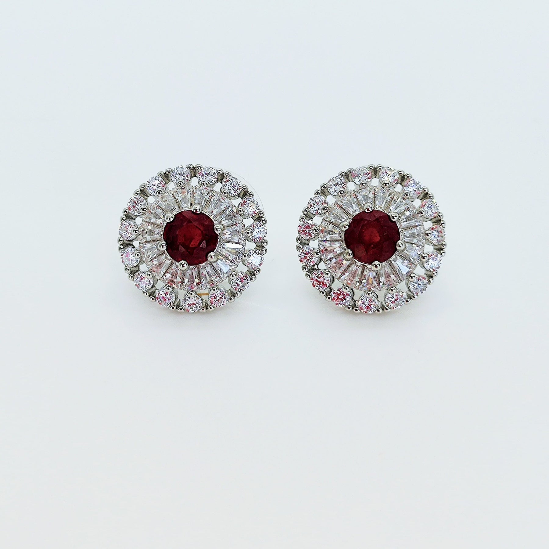Aros Redondos Plata Rodinada Rubí y Circones