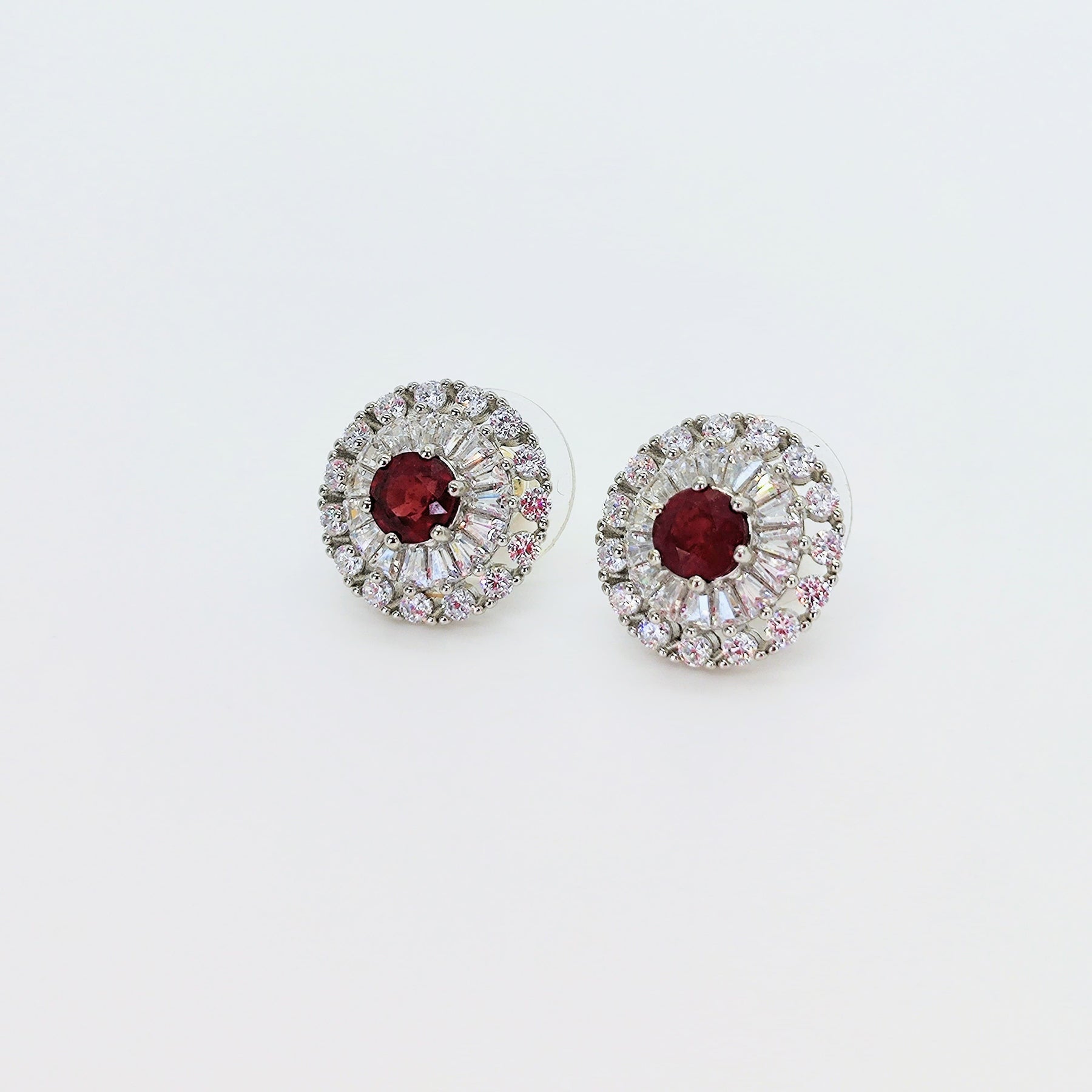Aros Redondos Plata Rodinada Rubí y Circones