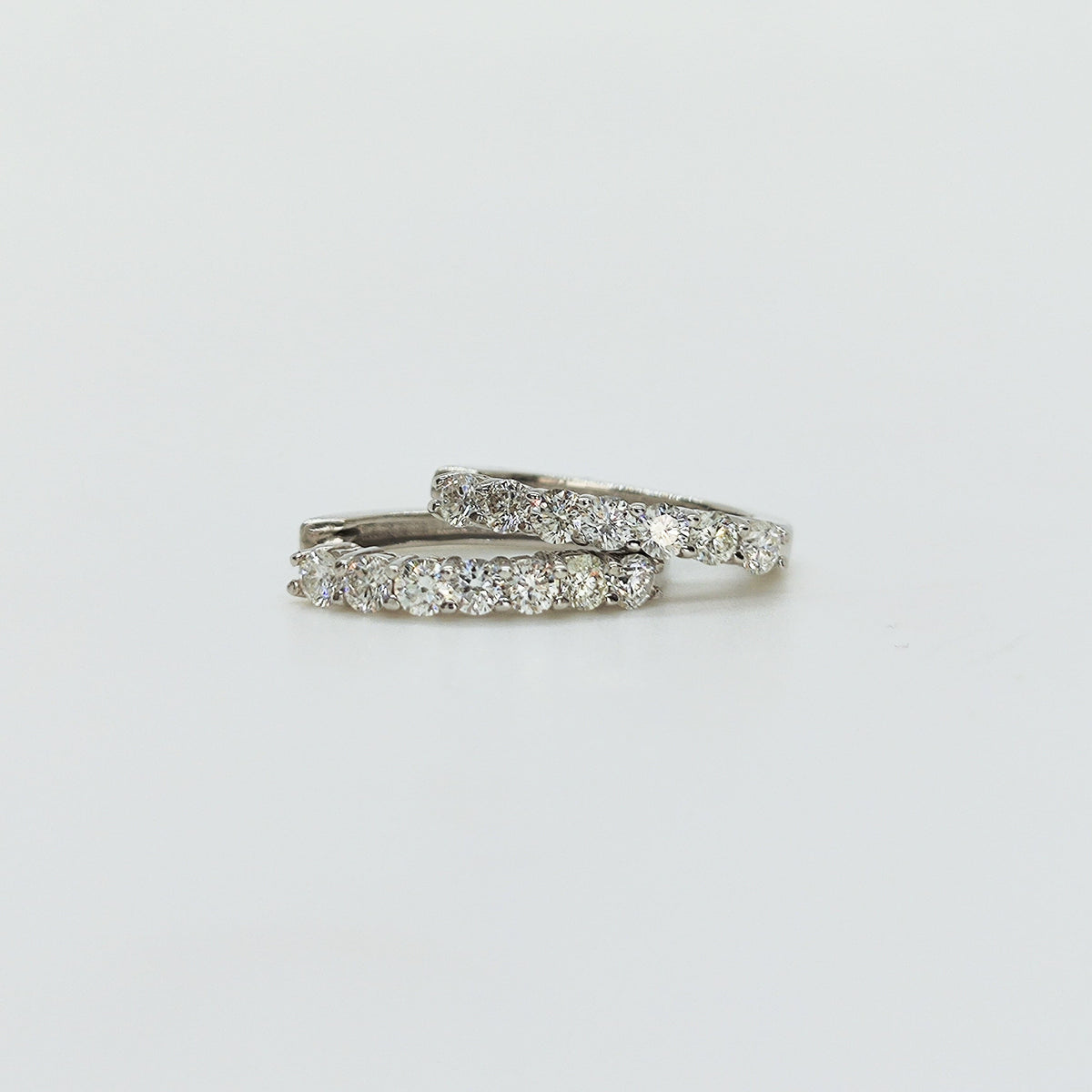 Argollas Oro Blanco Grandes Diamantes