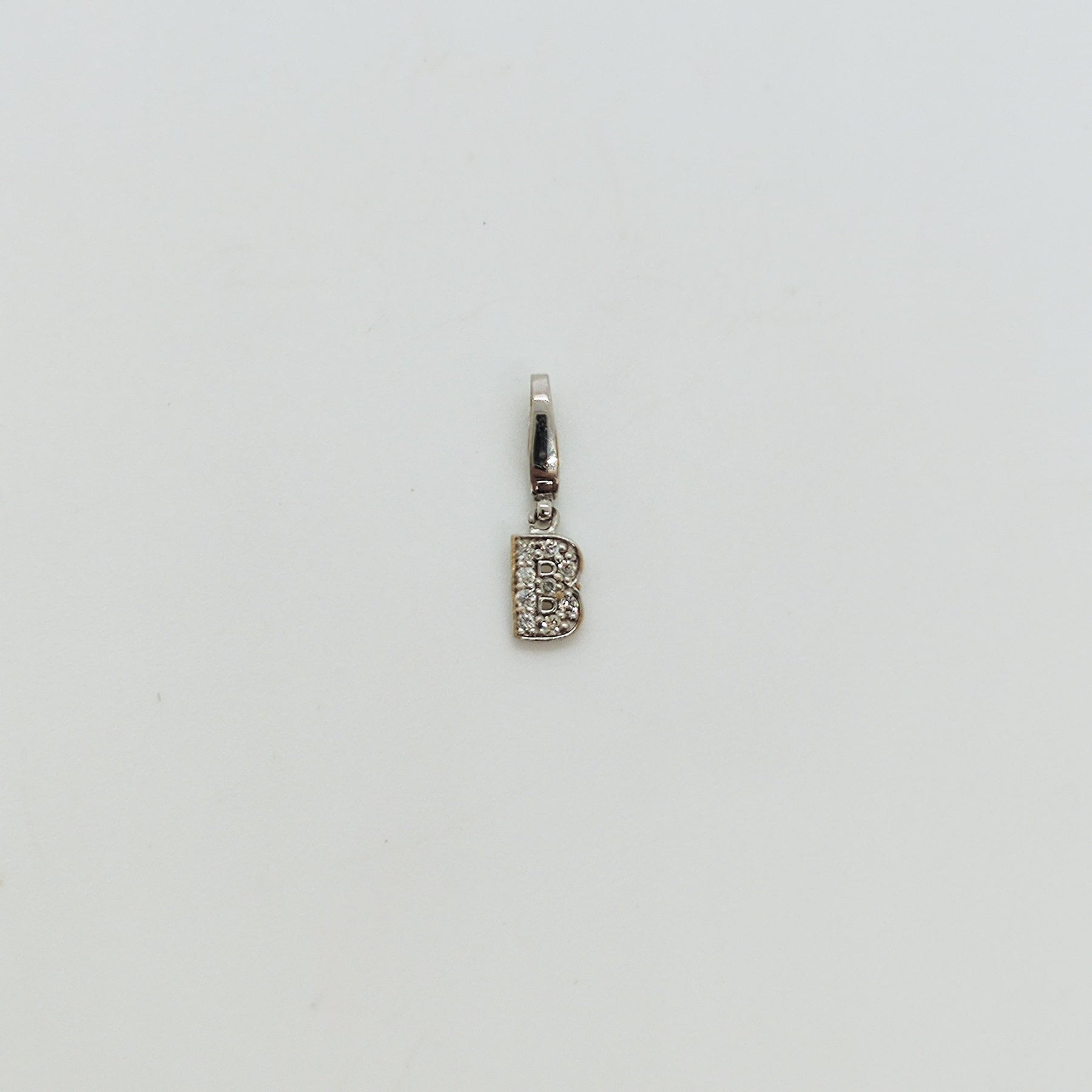 Charm Letra B Oro Blanco Y Brillantes