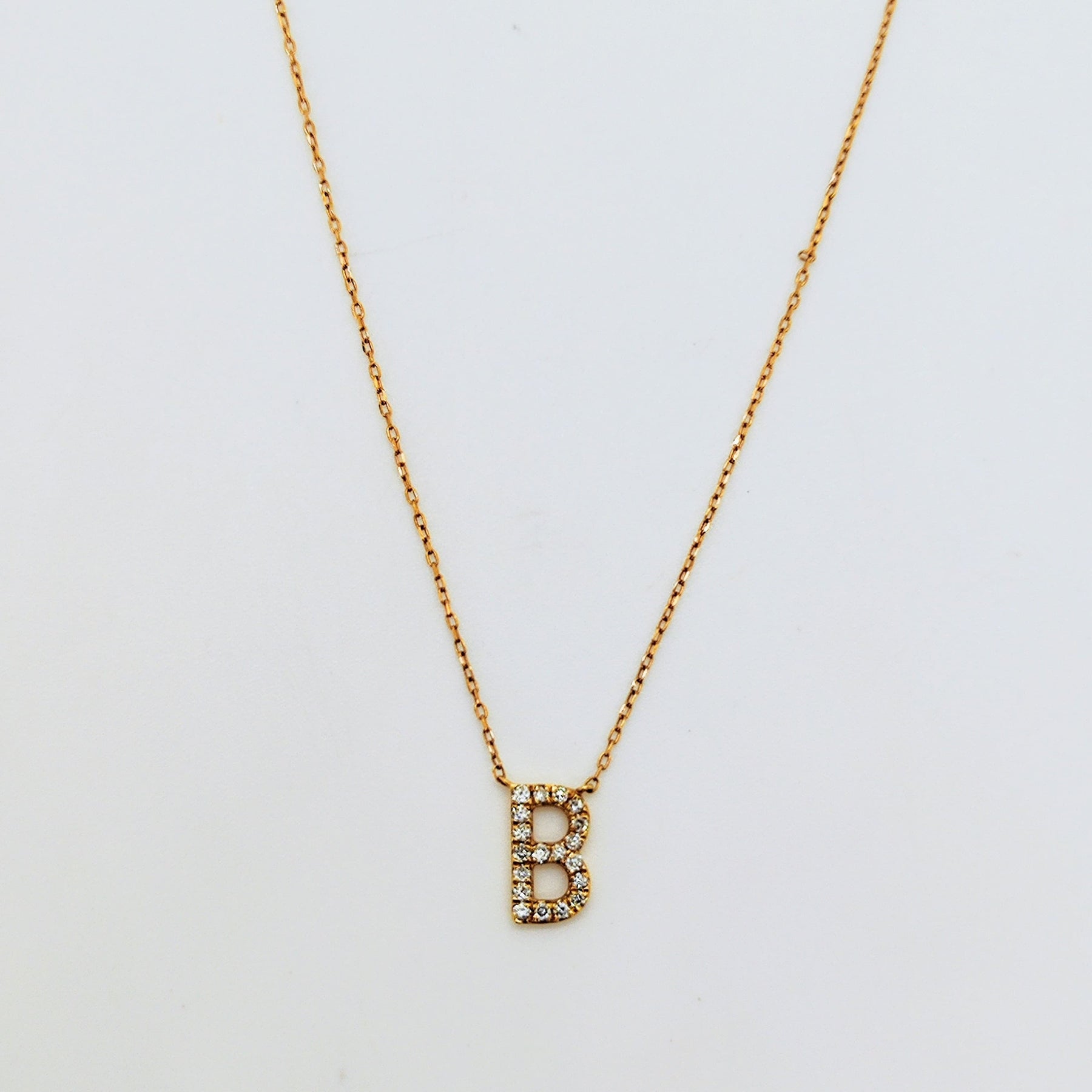 Collar Letra "B" Oro Amarillo 18K Y Brillantes