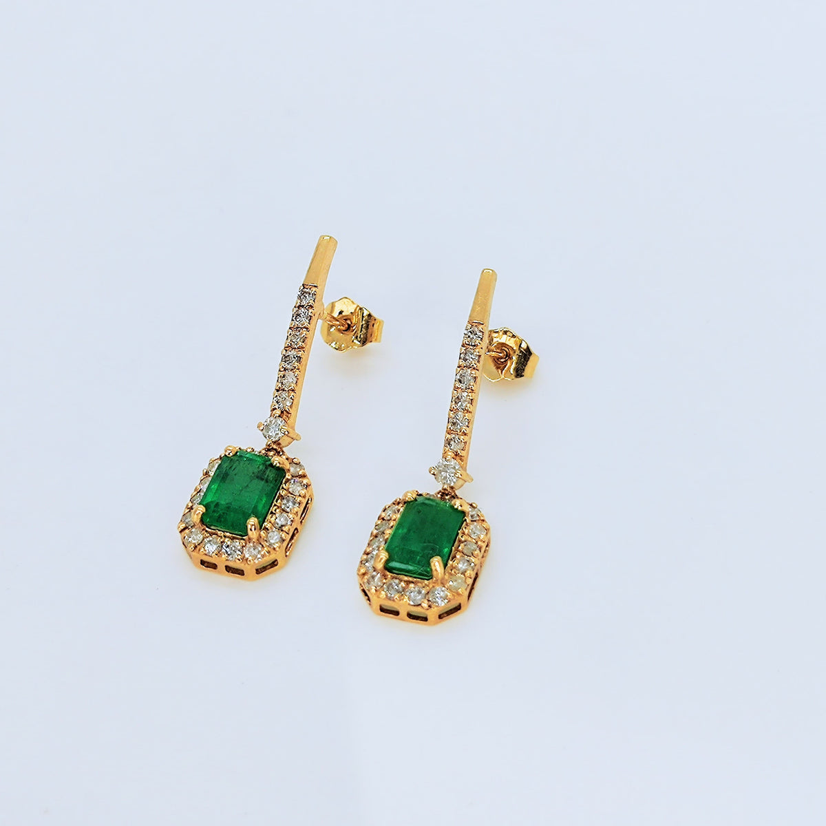 Aros Largos Esmeraldas Y Brillantes Oro Amarillo