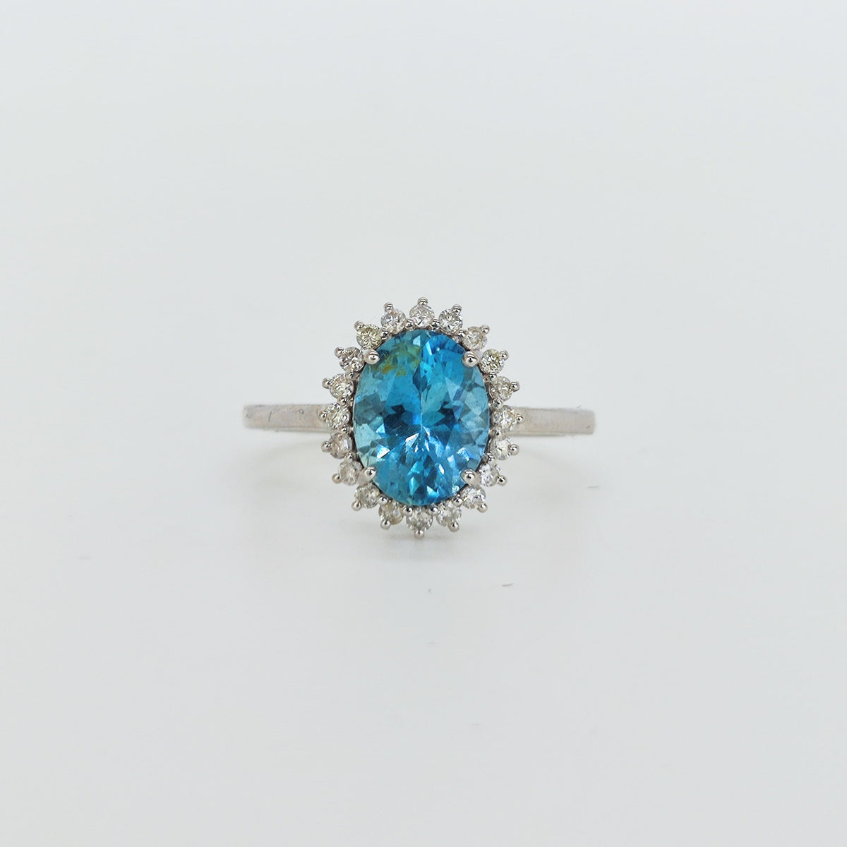 Anillo Lady Di Aguamarina Oro Blanco 18K