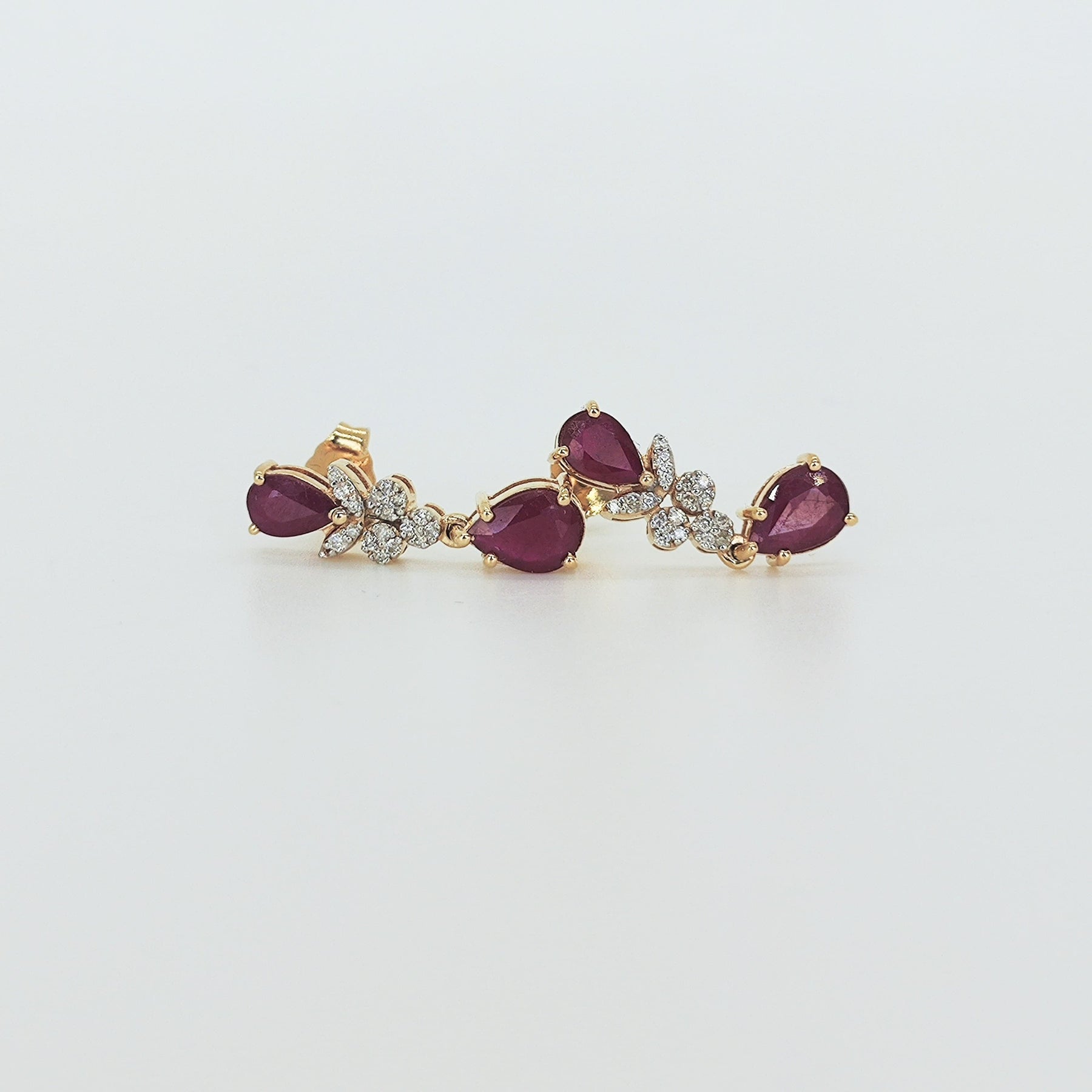Aros Oro Amarillo Gotas De Rubí Y Flores De Brillantes