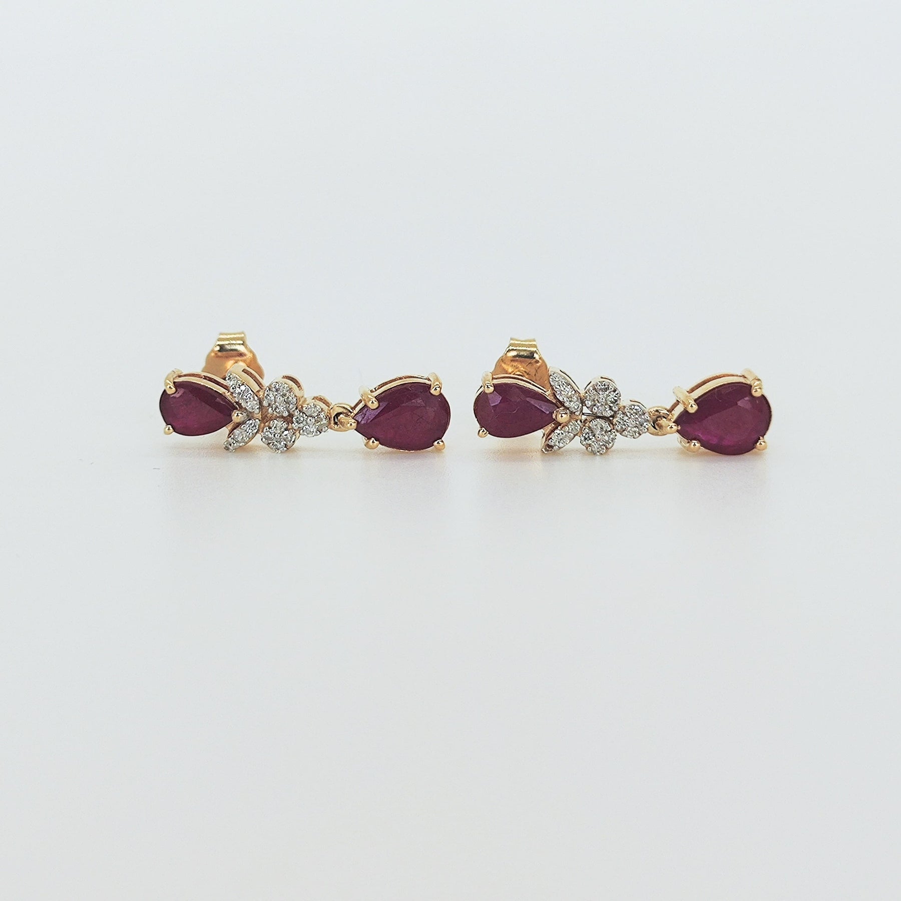 Aros Oro Amarillo Gotas De Rubí Y Flores De Brillantes