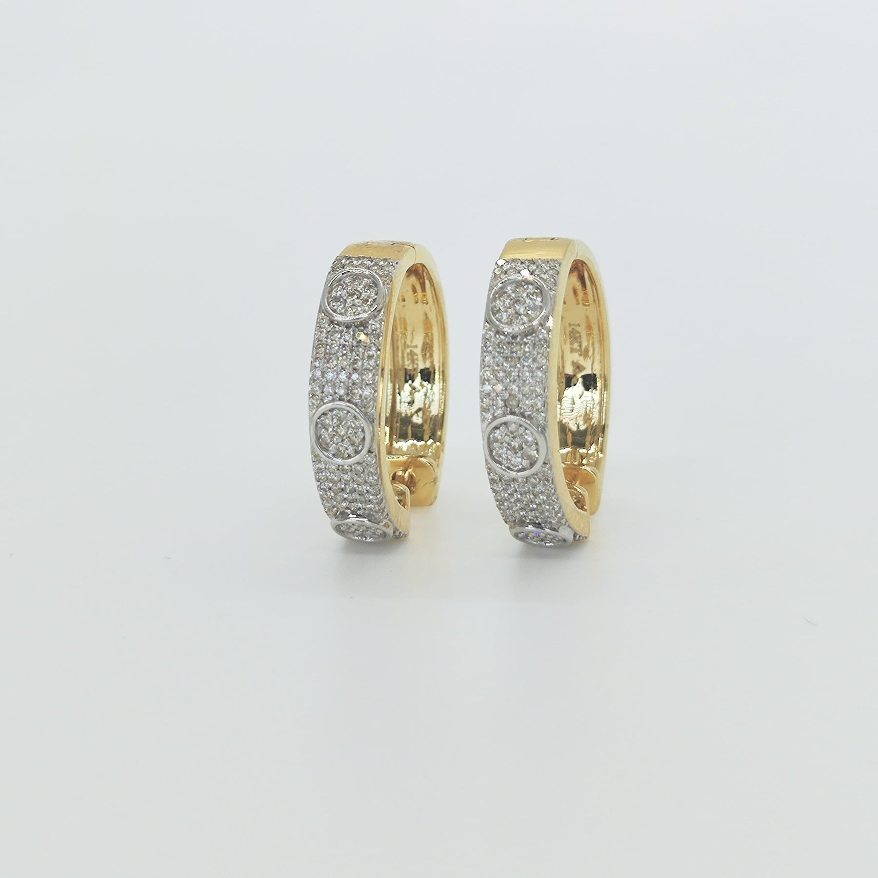 Argollas Oro Amarillo Tachas De Brillantes