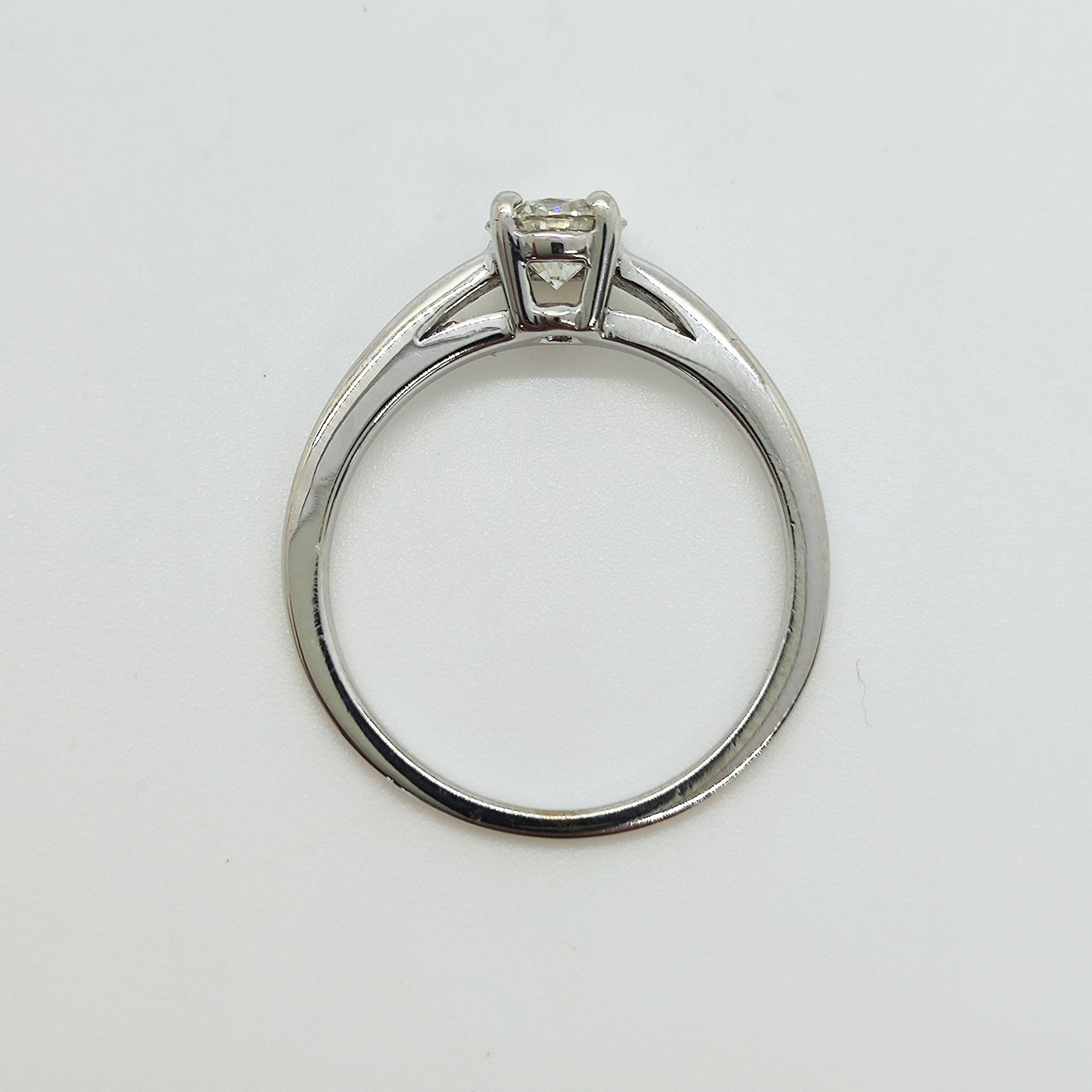 Solitario Oro Blanco 18K Diamante 0,50Ct