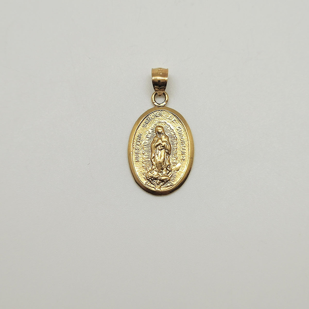 Medalla Virgen Oro Amarillo