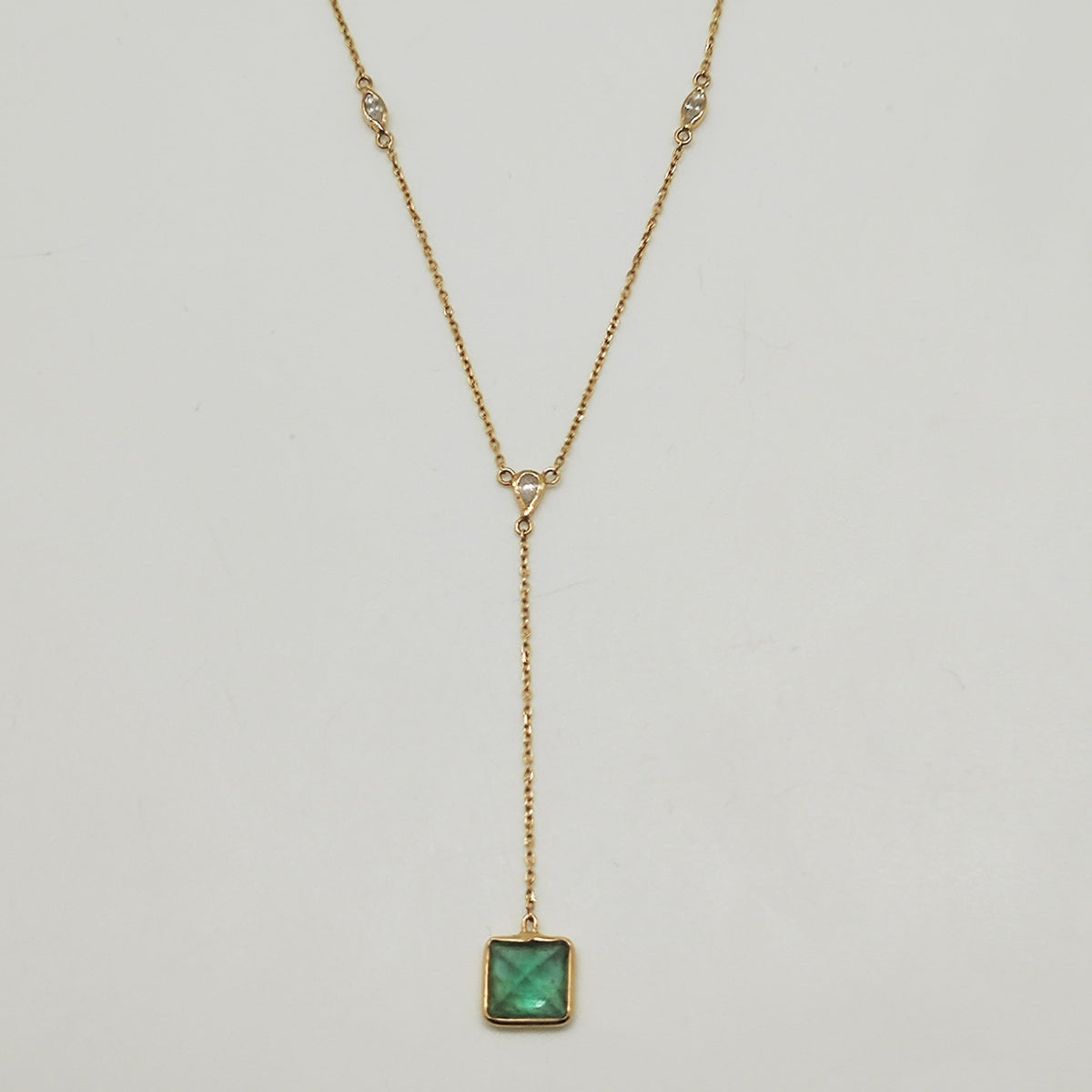 Collar Esmeralda Corte Princess Oro Amarillo 18K Y Brillantes