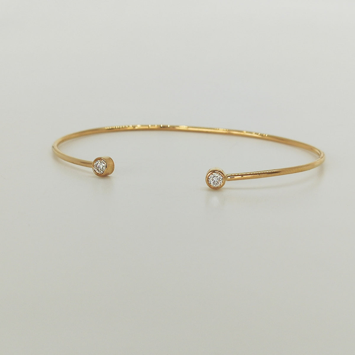 Esclava Oro Amarillo 18K Brillantes Botón