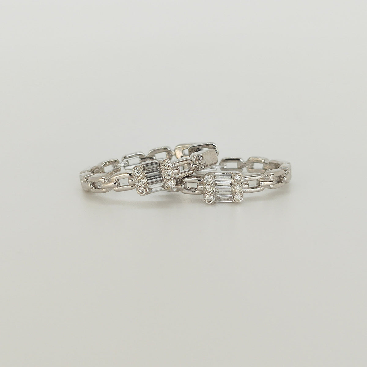 Aros Cadena Oro Blanco Diamantes Baguette