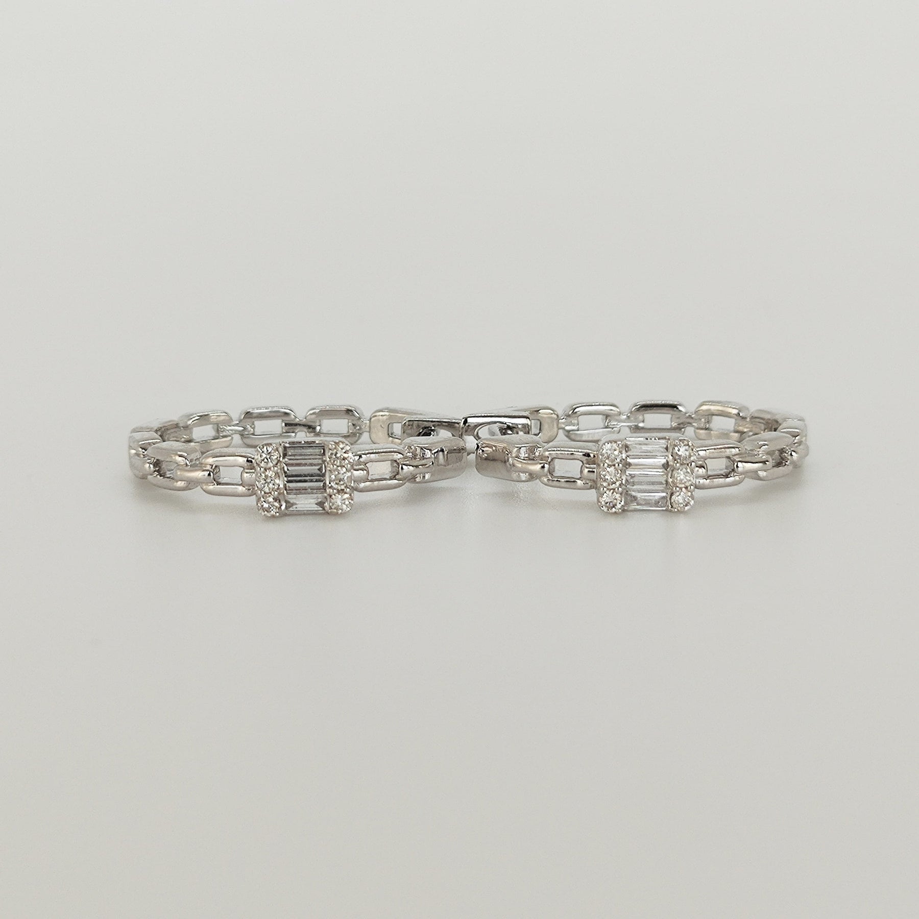 Aros Cadena Oro Blanco Diamantes Baguette