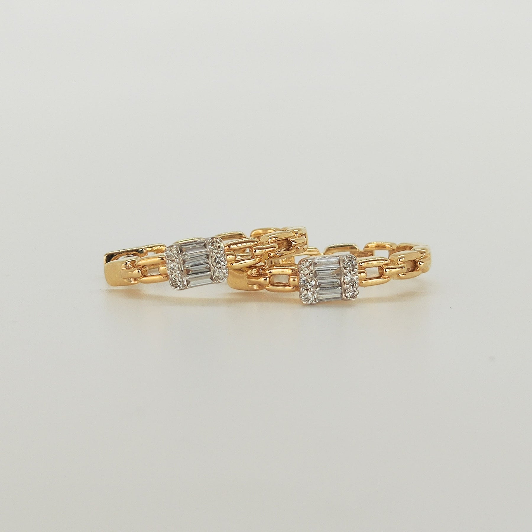 Aros Cadena Oro Amarillo Diamantes Baguette
