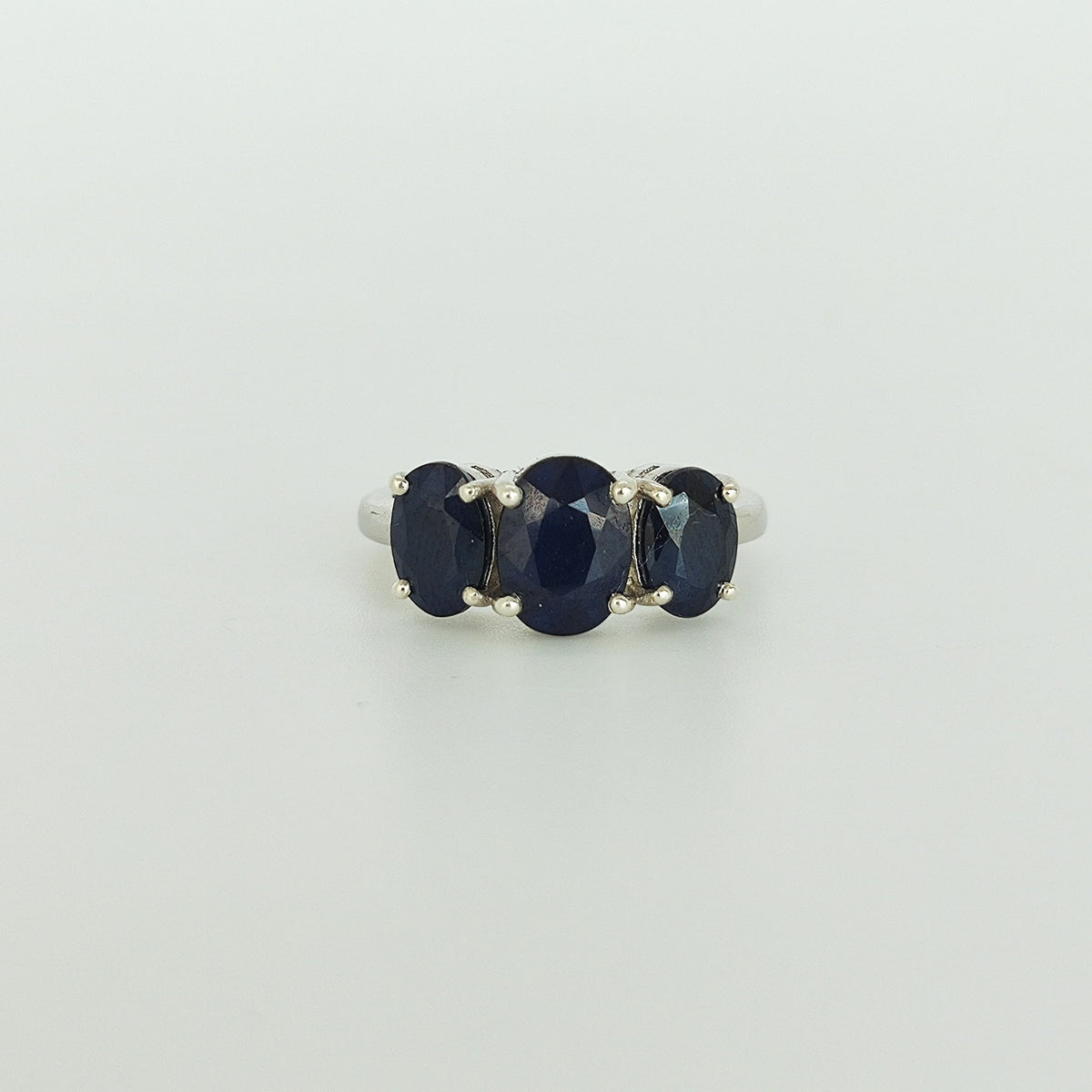 Tricillo Oval Zafiros Plata Rodinada