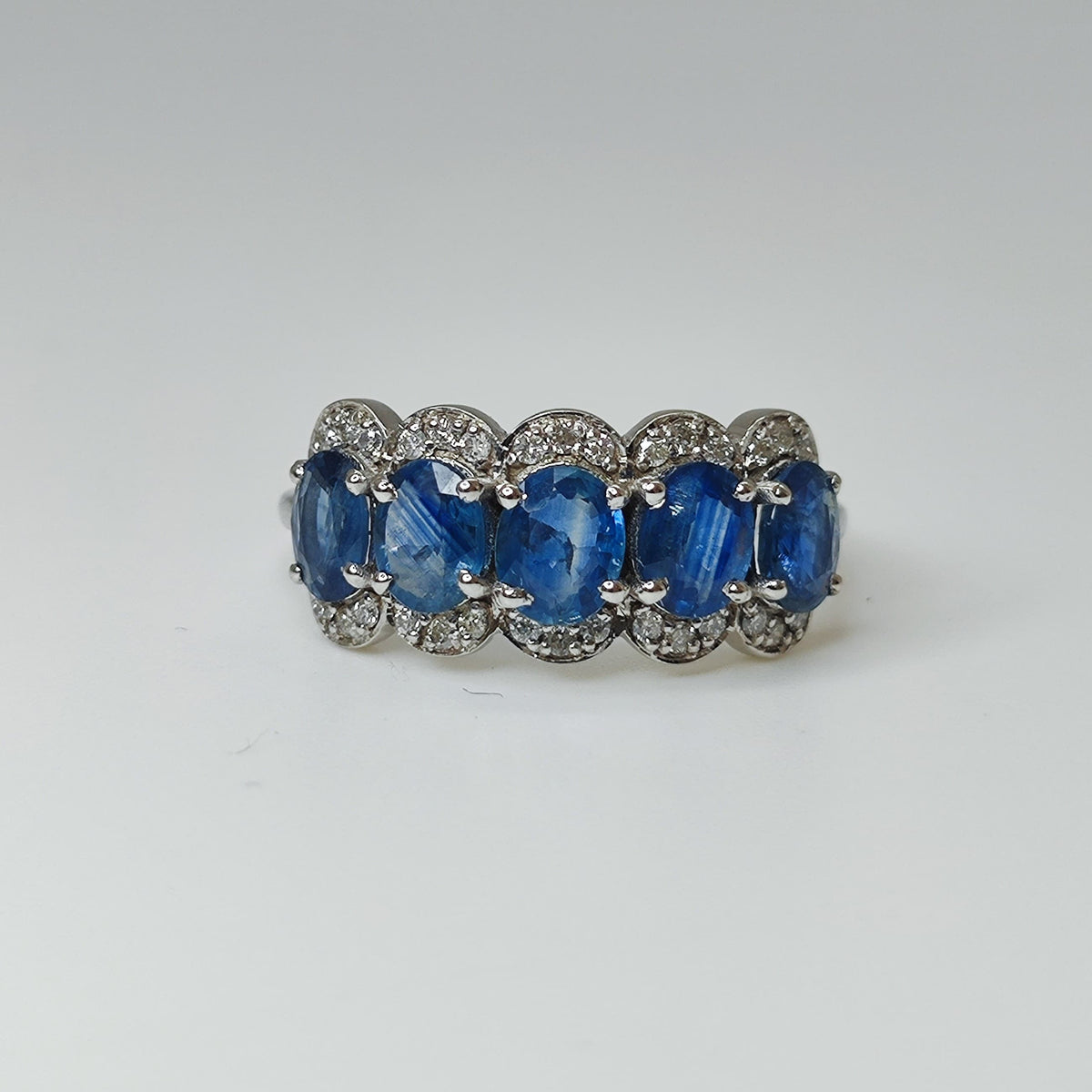 Quintillo Zafiros Oval 2 Quilates Oro Blanco Y Brillantes