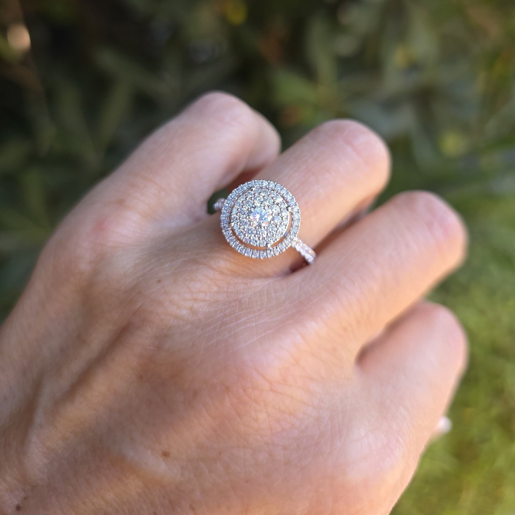 Maxi Anillo Halo Oro Blanco 18K 1 Quilate