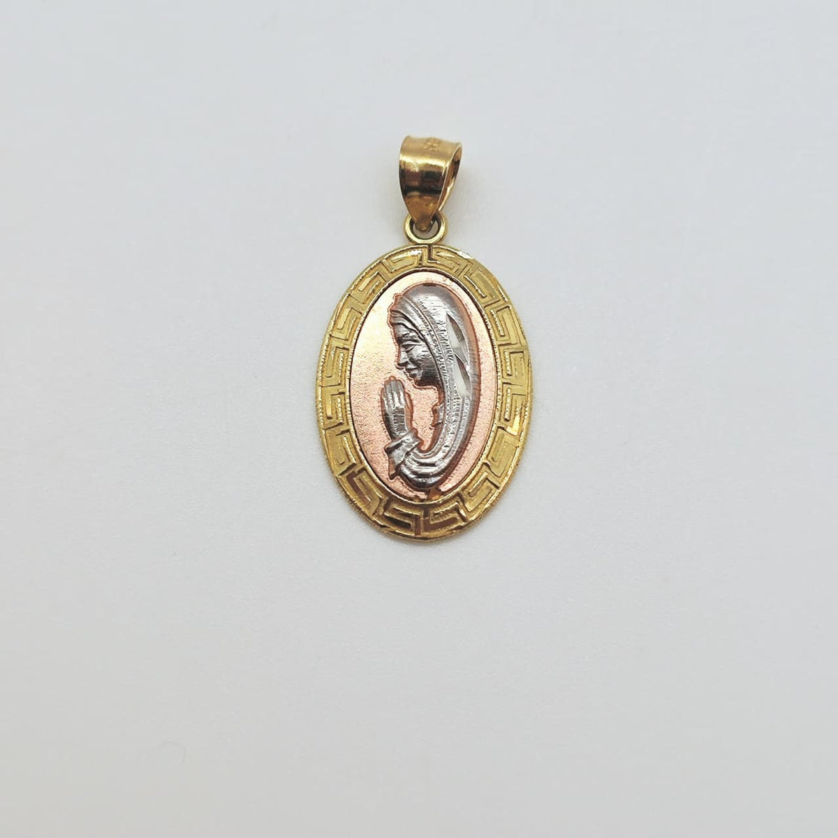 Medalla Virgen Oro Amarillo Blanco Y Rosado