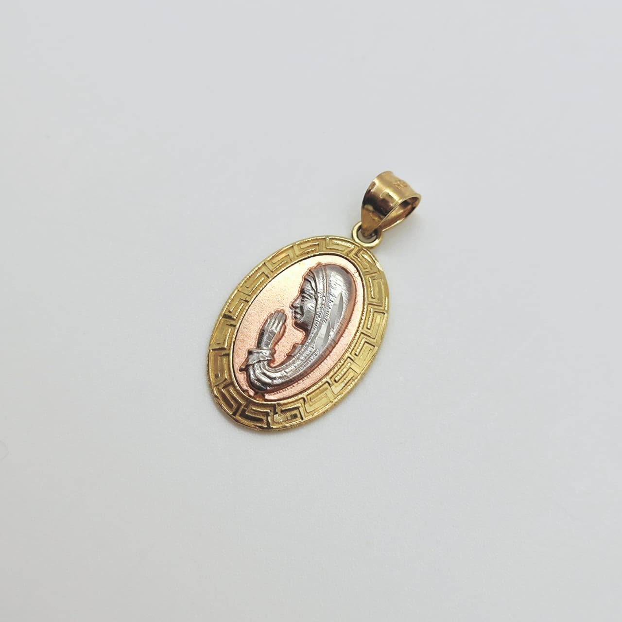 Medalla Virgen Oro Amarillo Blanco Y Rosado