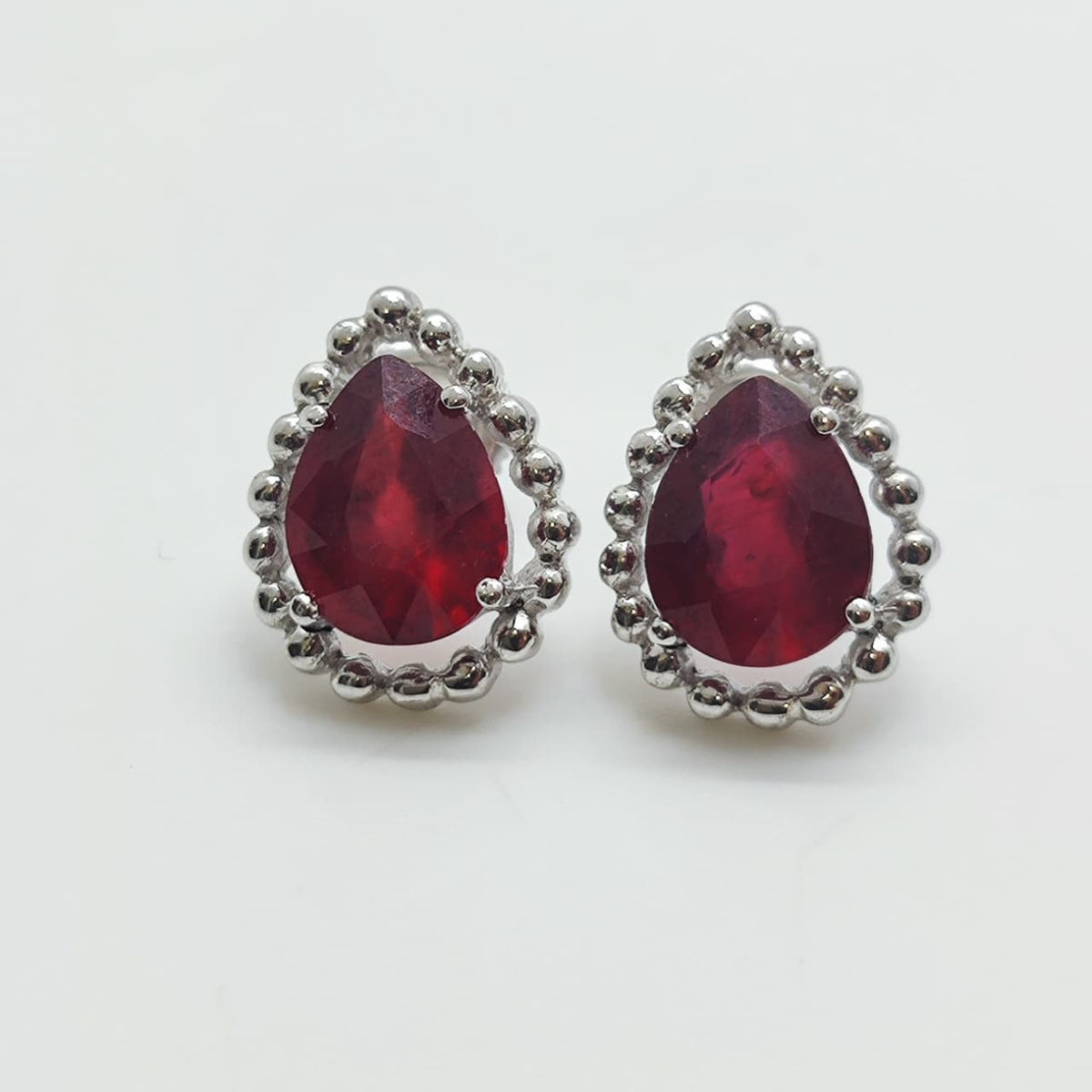 Aros Gota Rubí Plata Rodinada