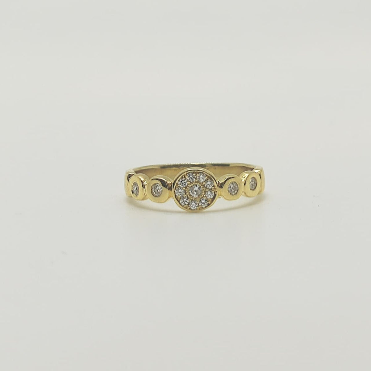 Anillo Circulos de brillantes Oro Amarillo 18K