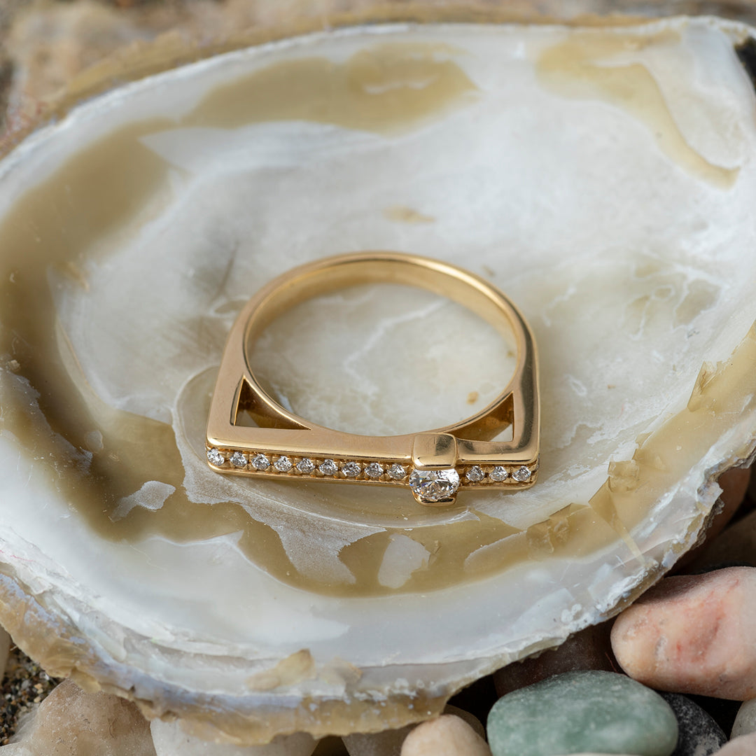 Anillo Cintillo Cuadrado Oro Amarillo 18K