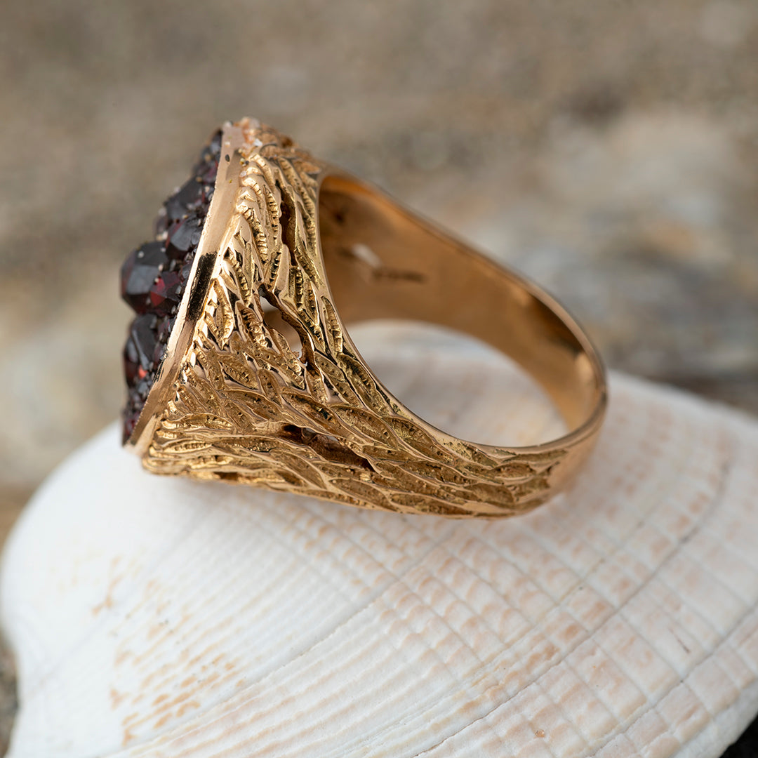 Anillo Oro Amarillo 18K Victoriano Francés