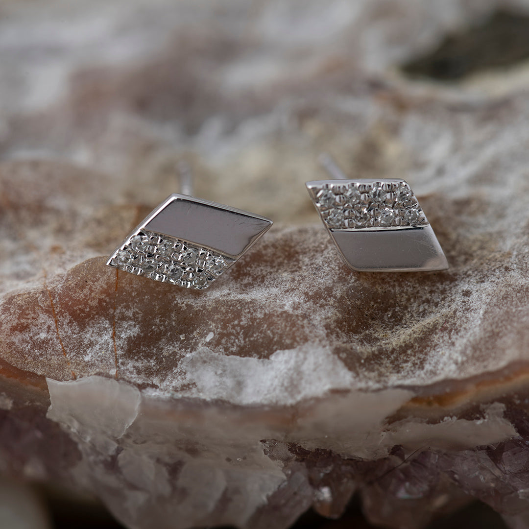 Aros Rombo Diamantes Oro Blanco 18K