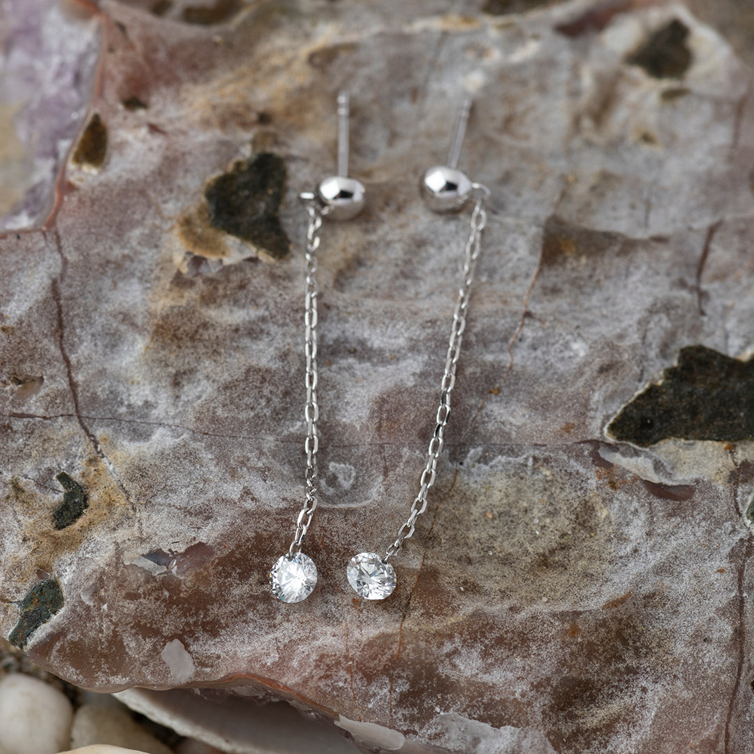 Aros Cadena Punto Luz Diamante Engaste Invisible Oro Blanco 18K