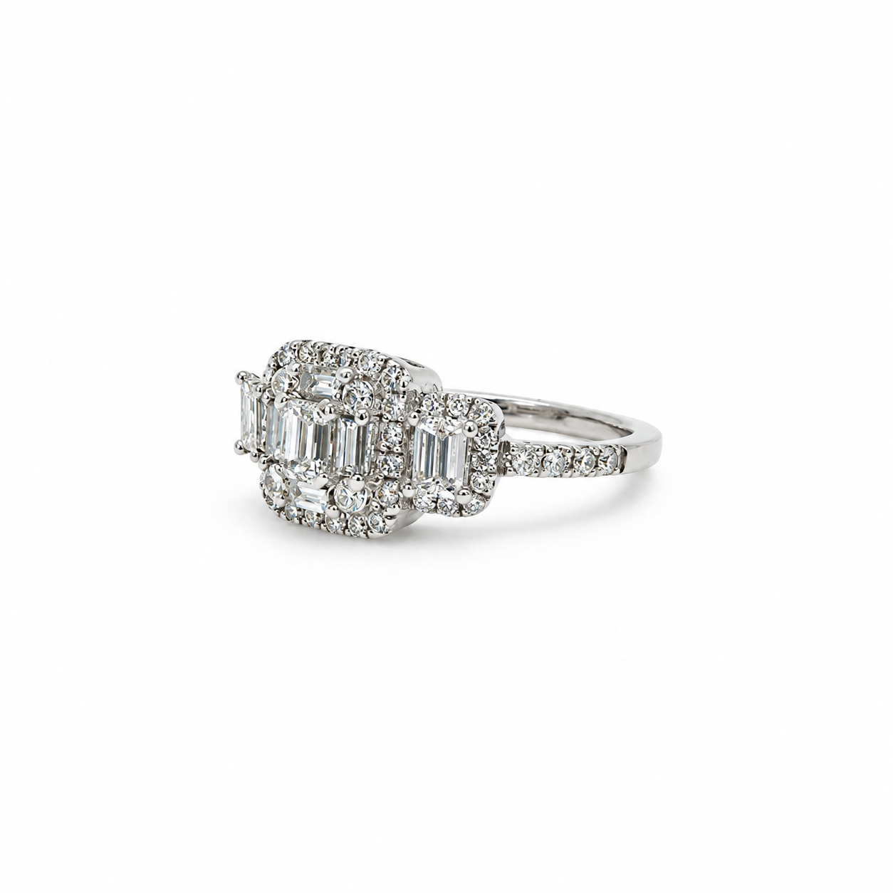 Anillo Placa Triple Baguette