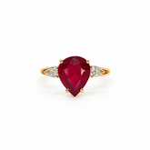 Anillo Rubí Corte Pera