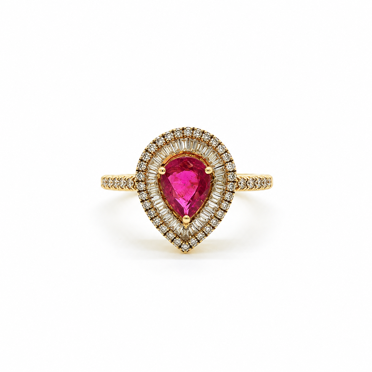 Anillo Rubí Mozambique Corte Pera