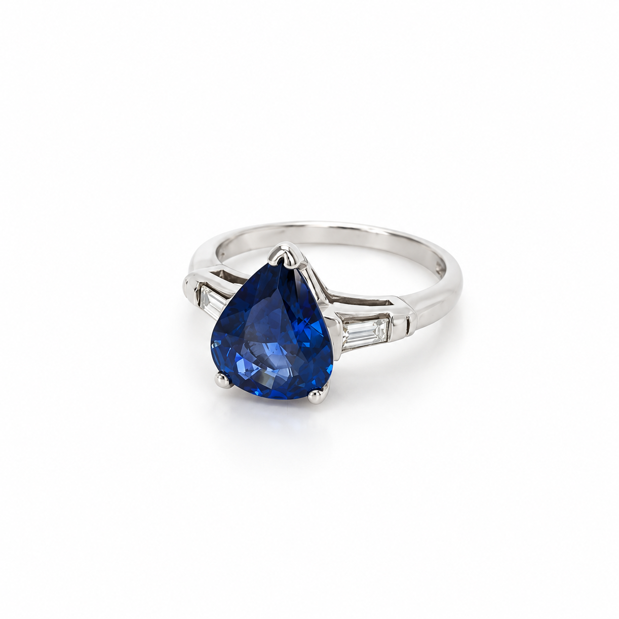 Anillo Zafiro Gota