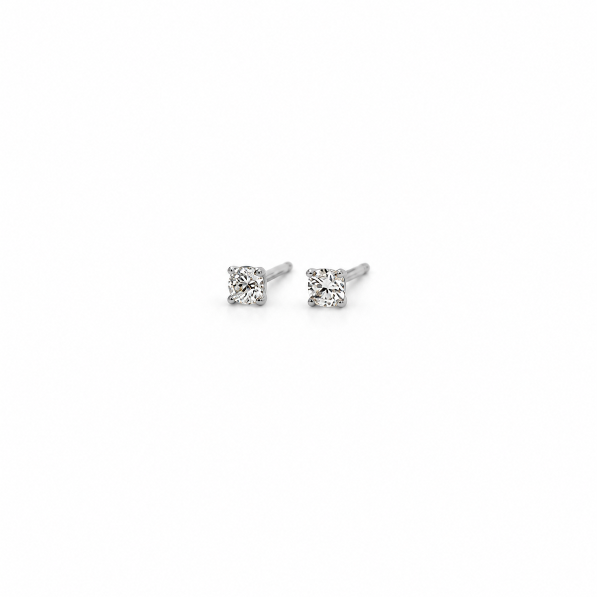 Aros Puntos de Luz Oro Blanco 18K 0,15Ct
