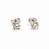Aros Oro Blanco 18K Punto de Luz 50 Puntos