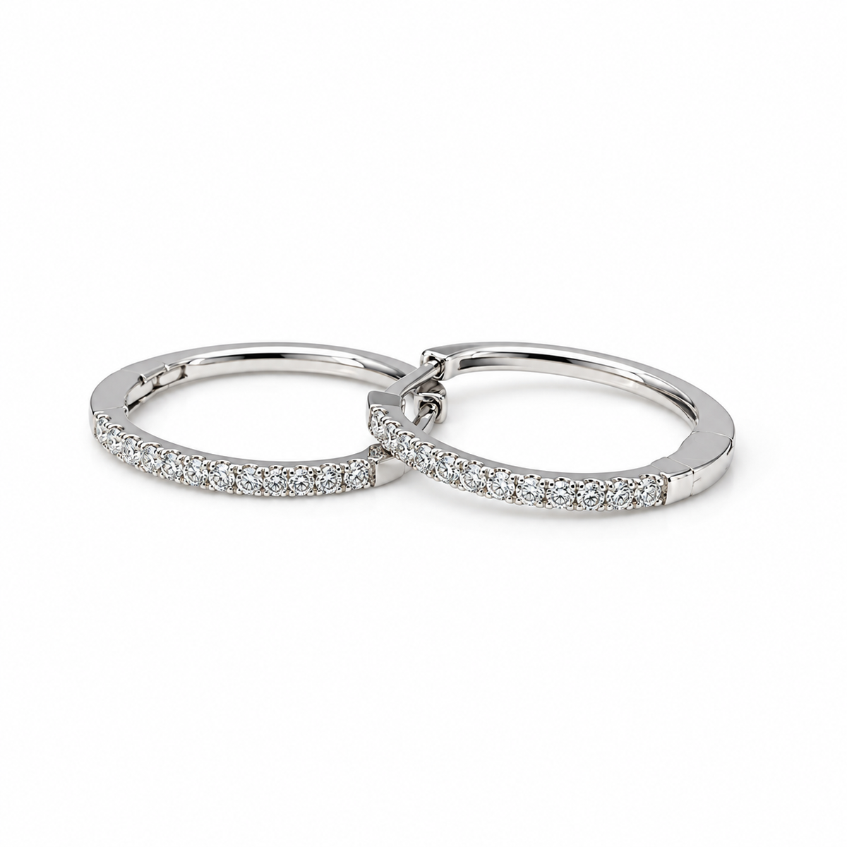 Argollas Oro Blanco 18K Y Brillantes