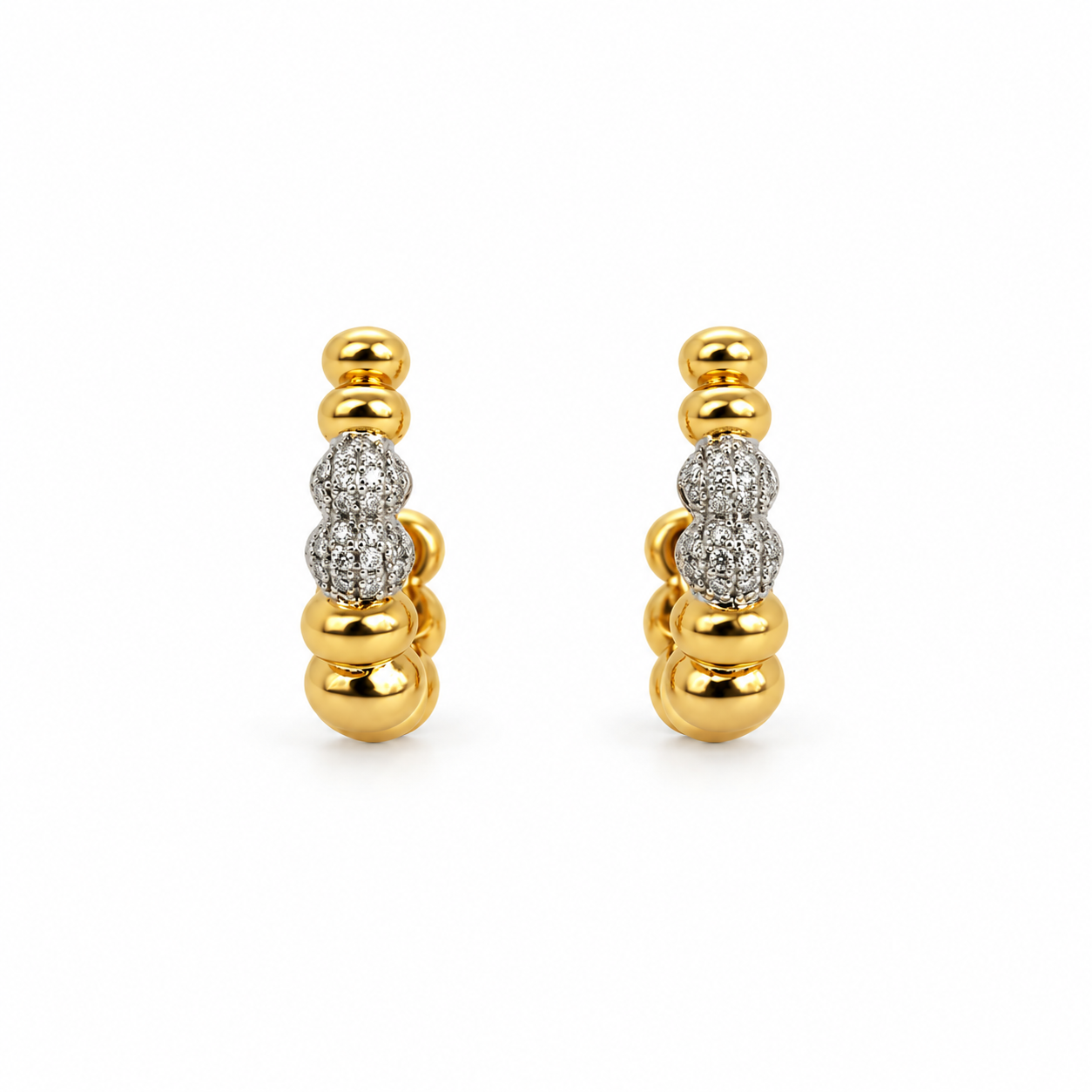 Aros Bolita Oro Amarillo 18K y Brillantes