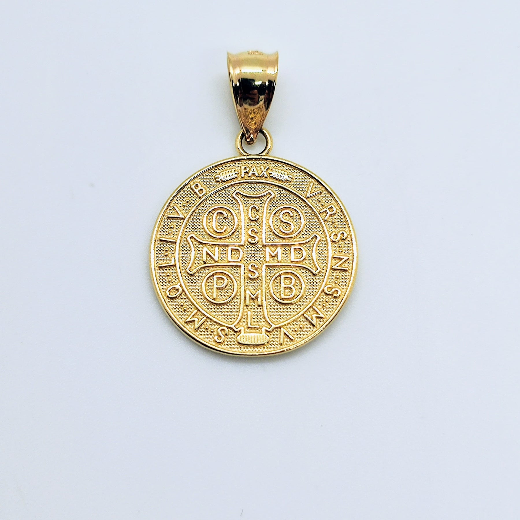 Medalla Cristo Oro Amarillo y Oro Blanco 2g