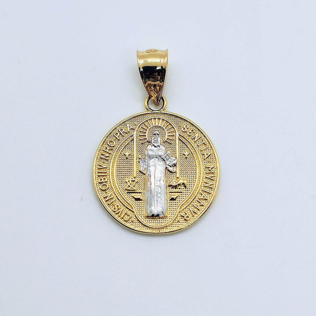 Medalla Cristo Oro Amarillo y Oro Blanco 2g