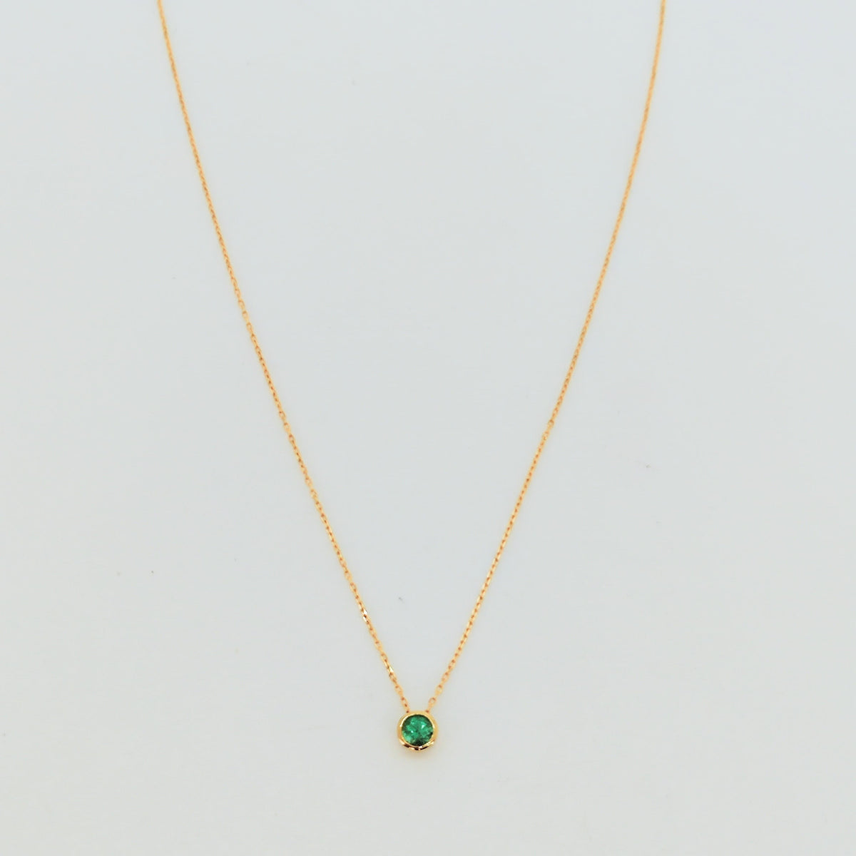 Punto De Luz Esmeralda Oro Amarillo 18K