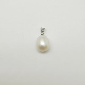 Colgante Perla Cultivada Oro Blanco y Brillante
