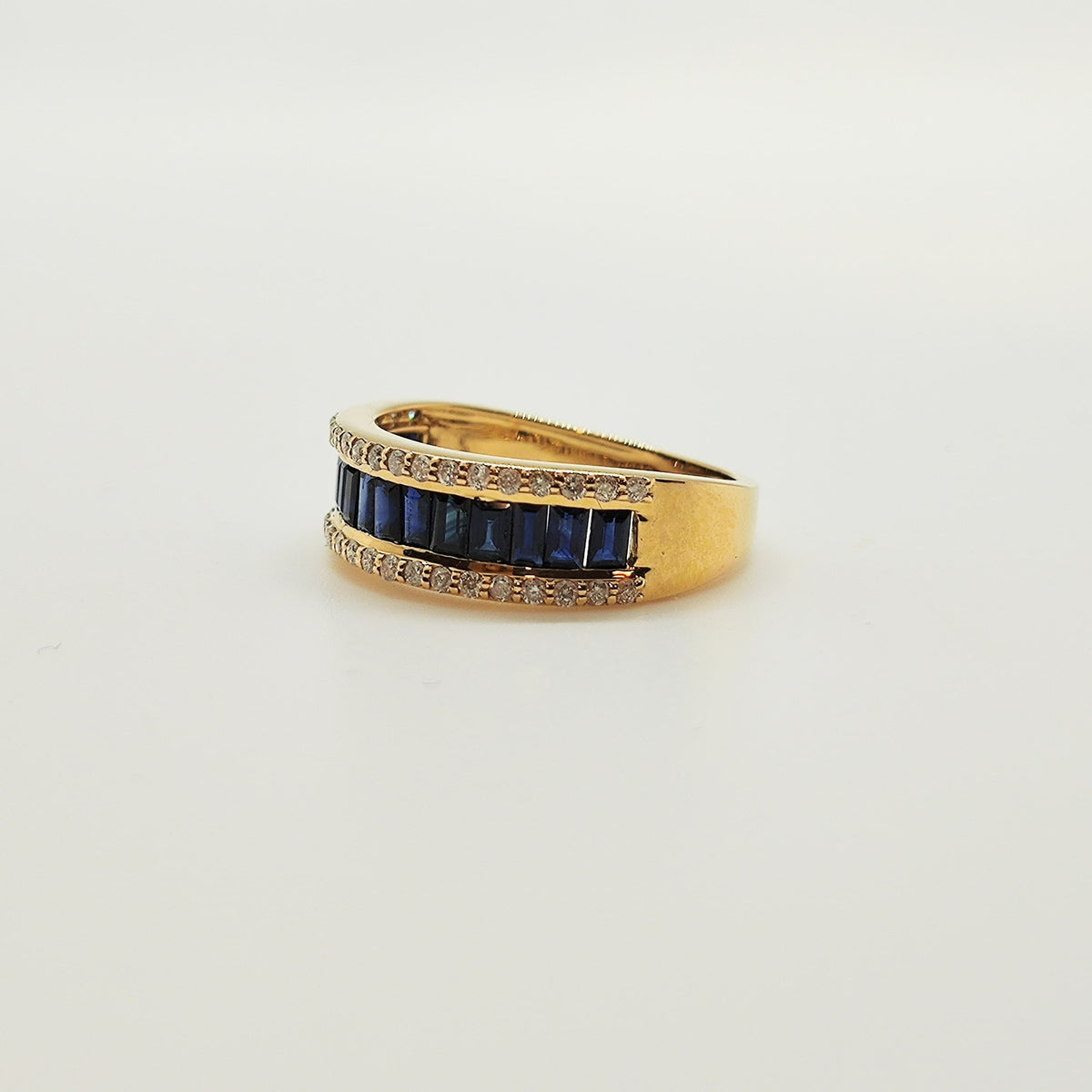 Anillo Zafiros Baguette Y Brillantes Oro Amarillo 18K