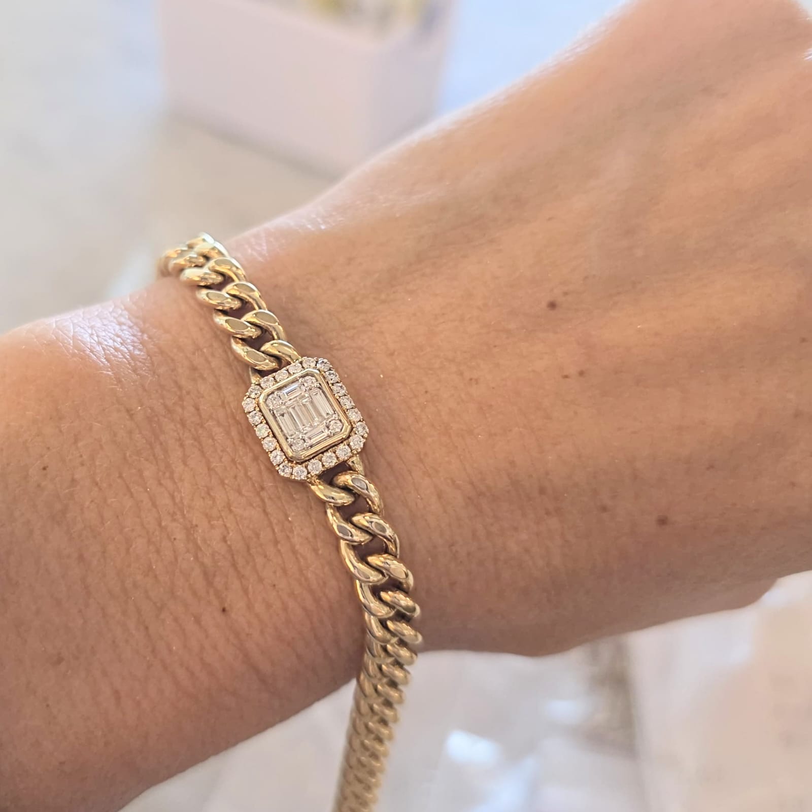 Pulsera Oro Amarillo Eslabones Y Diamantes Baguette