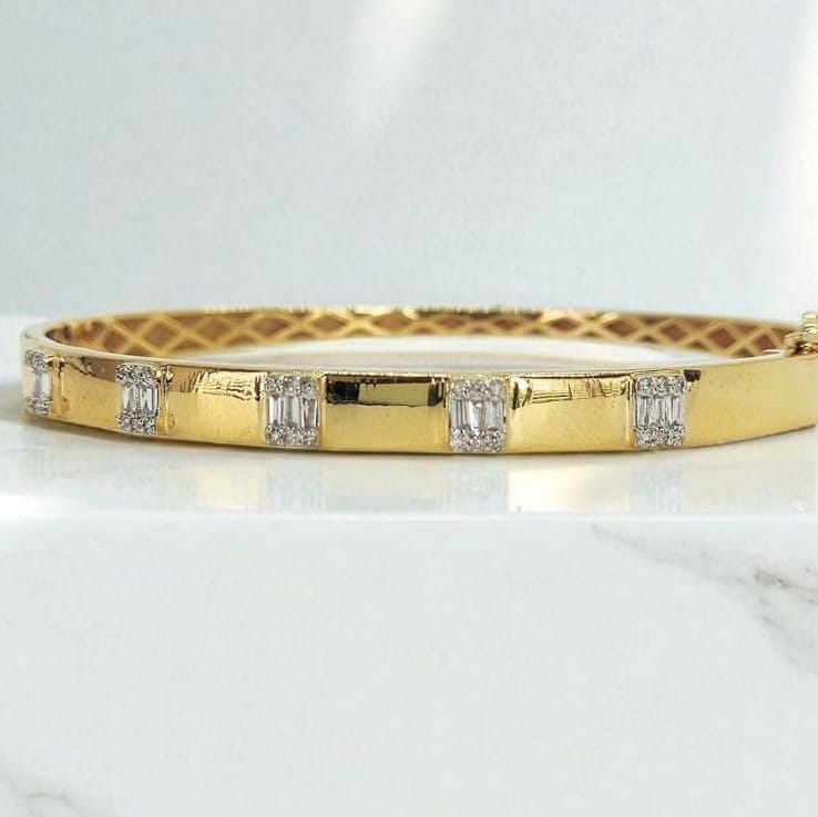 Esclava Oro Amarillo Diamantes Baguette