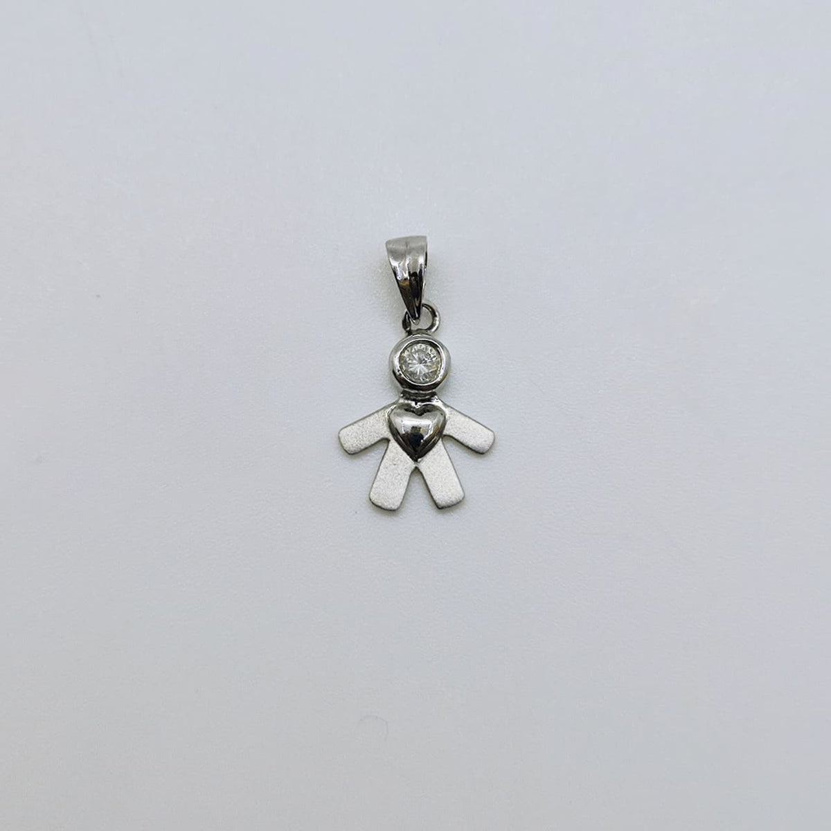 Colgante Niño Oro Blanco 18K Diamante 10 Puntos