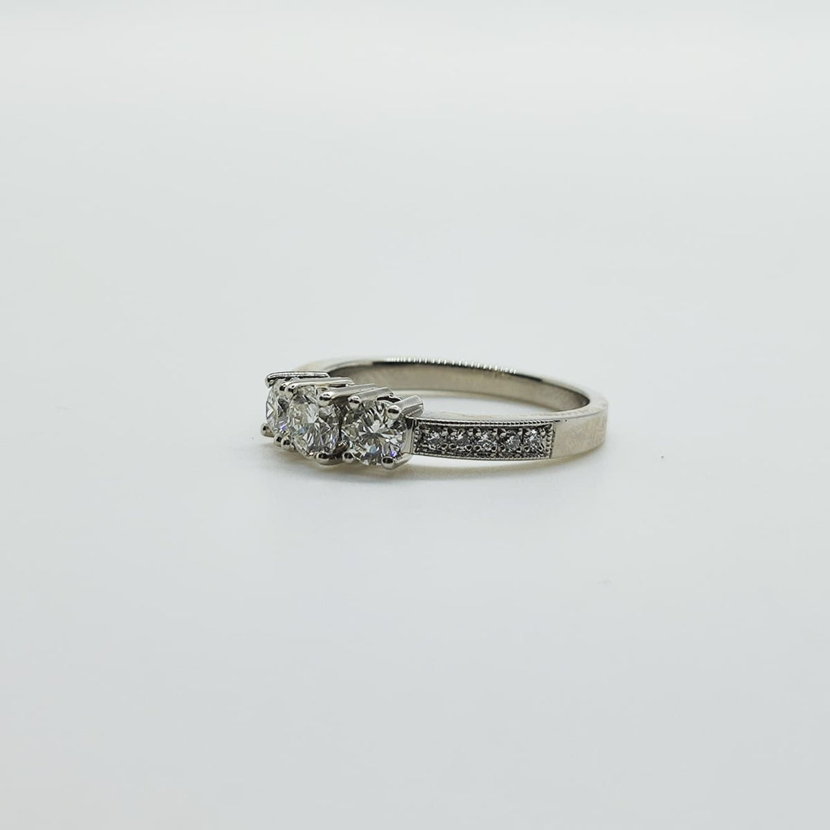 Tricillo Platino Brillantes