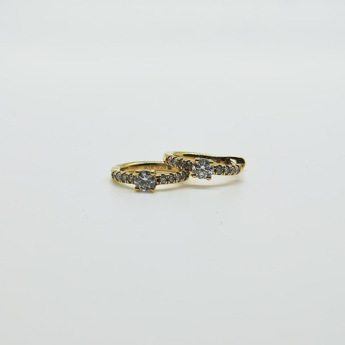 Aros Oro Amarillo 18K y Diamantes