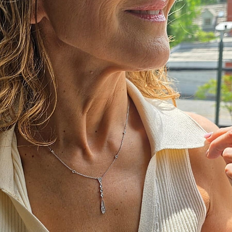 Collar Gota Ruleteado Oro Blanco Y Brillantes