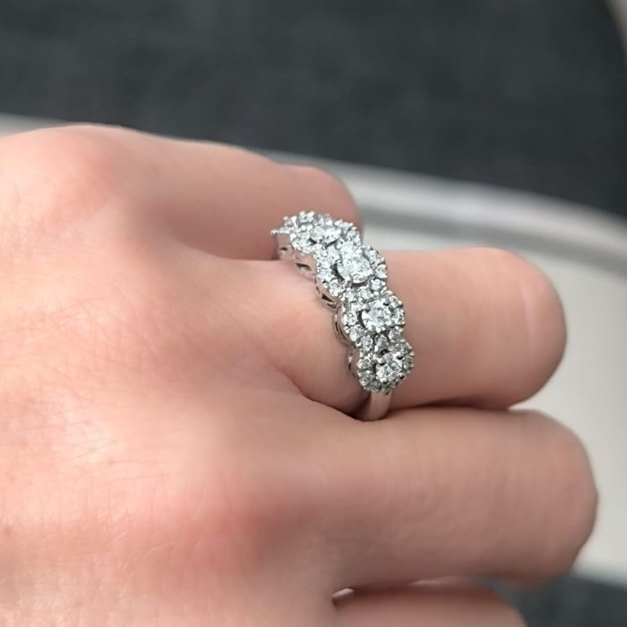 Quintillo Platino Rodeado De Brillantes 1 Quilate