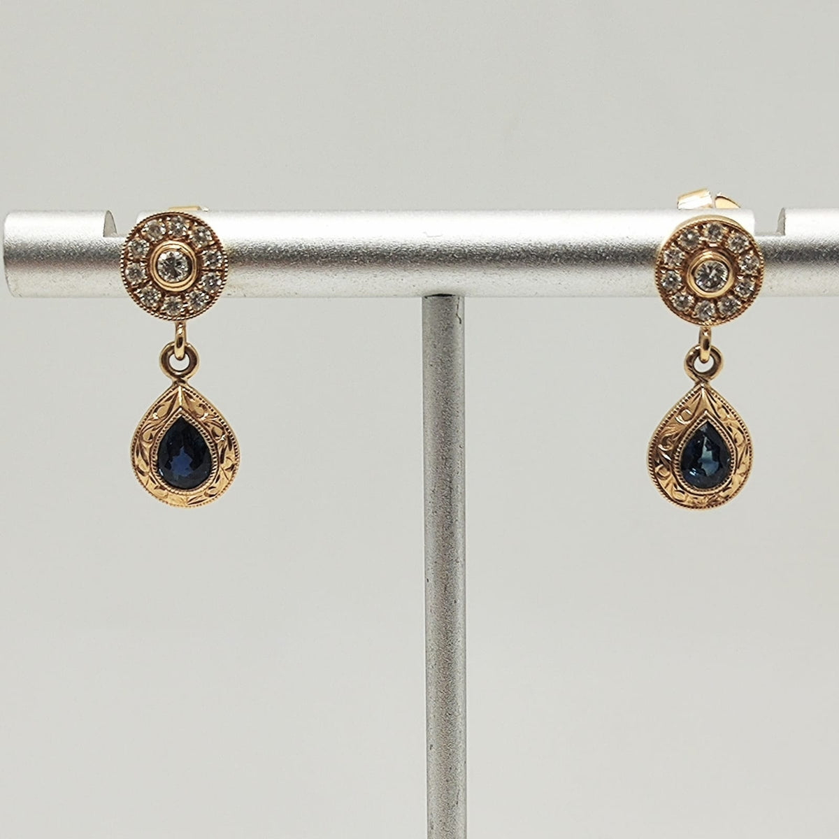 Aros Oro Amarillo 18K Gota Zafiro Y Brillantes